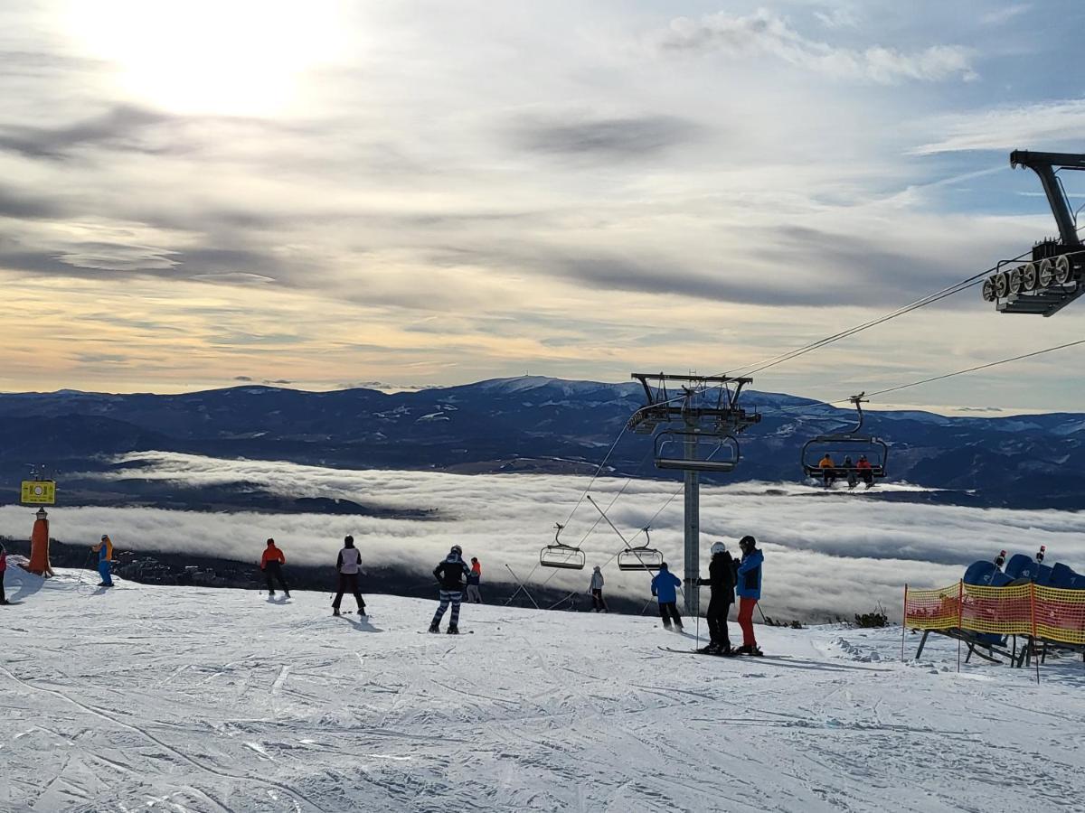 Privat Luptak Hotell Štrba Exteriör bild